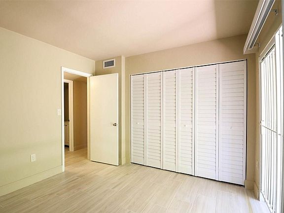 4th image of 8325 SW 72nd Ave APT 315C