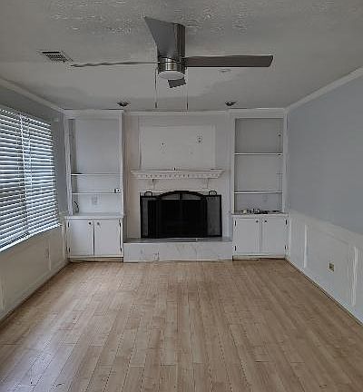 4th image of 4265 King Richard Ct