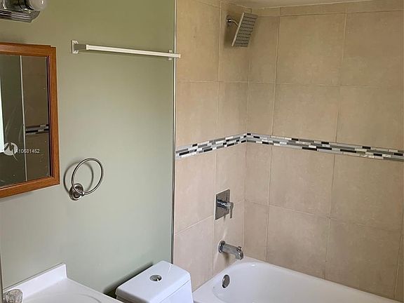 4th image of 18230 Mediterranean Blvd #313