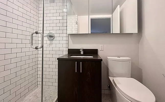 Rented by Keller Williams NYC | media 16