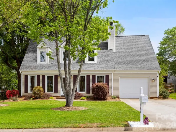 544 Garrison Ct SW, Concord, NC 28025