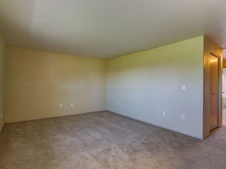 Creekside Apartments  — Photo 41