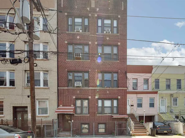 76 Romaine Ave #201, Jersey City, NJ 07306