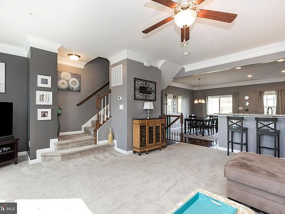 5th image of 1838 Honeysuckle Ct