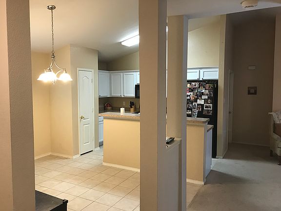 4th image of 4632 Thistle Creek Ct