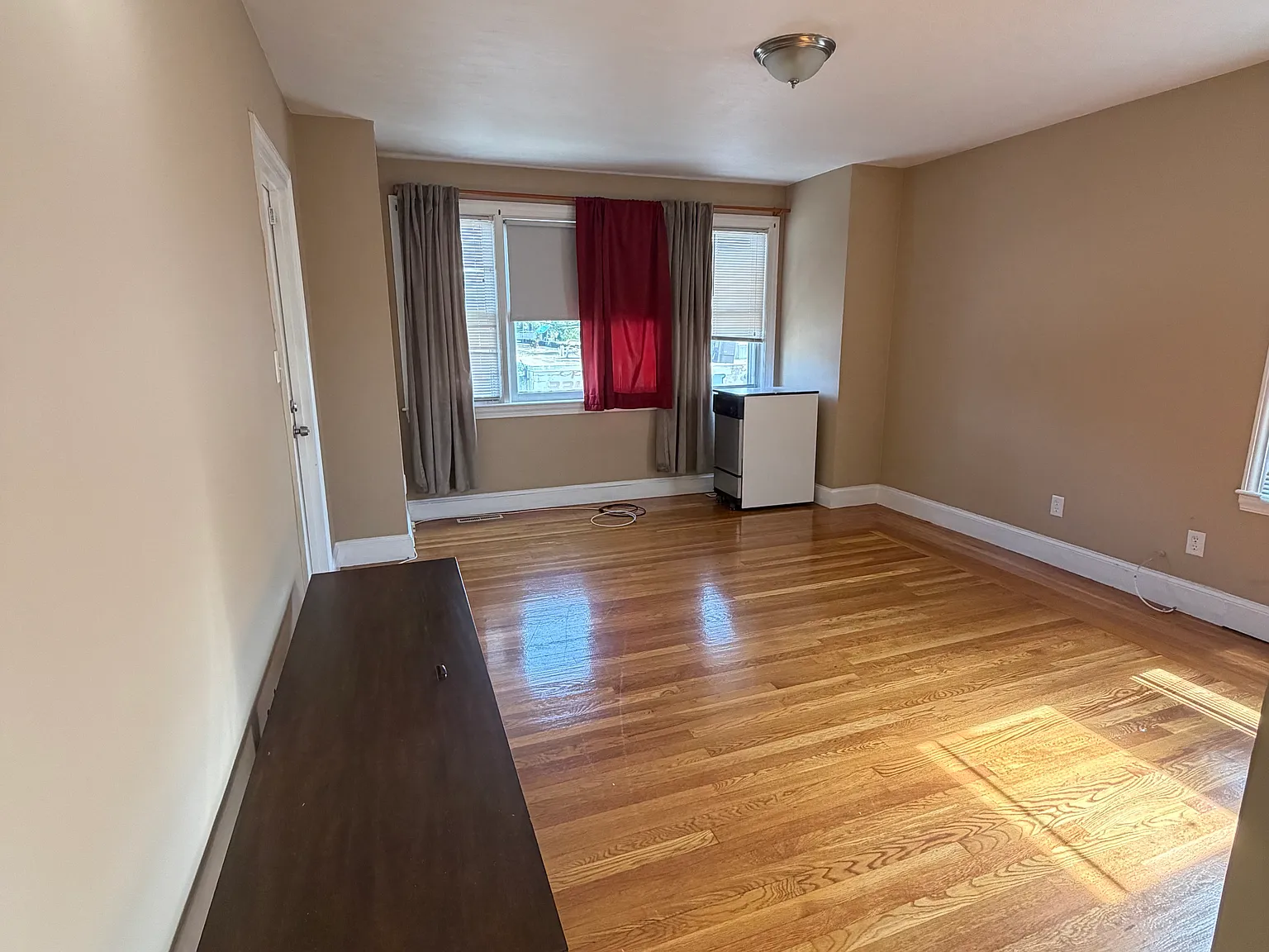 2 bed, $2,000 — Photo 4