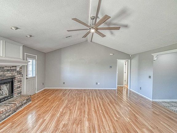 5th image of 12344 Bear Dr