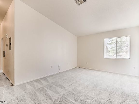 5th image of 2110 Los Feliz St Unit 2097