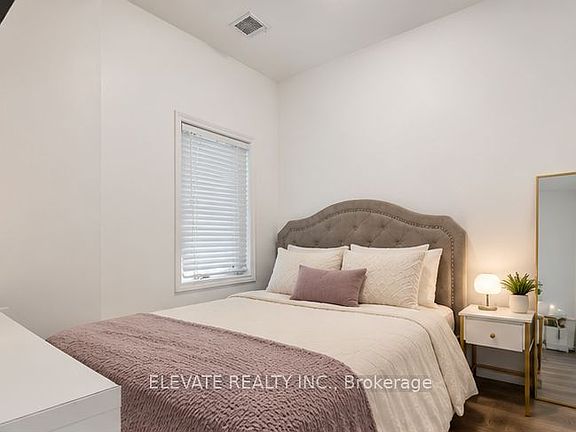 5th image of 123 Lansdowne Ave Floor 2