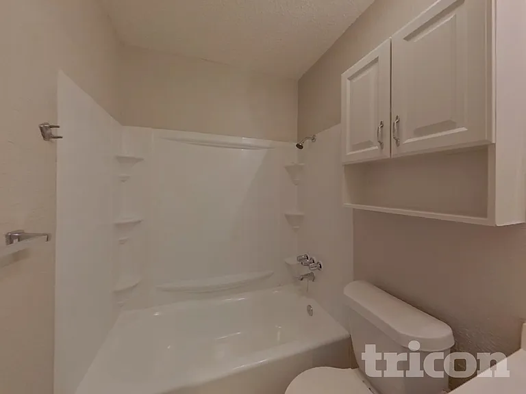 8620 Santa Clara Dr — Photo 10