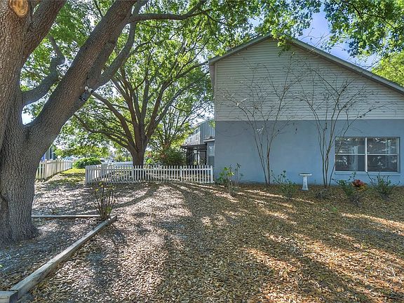 5th image of 12914 Longcrest Dr