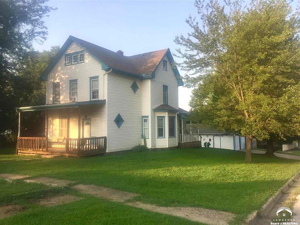1st image of 223 S Delaware St