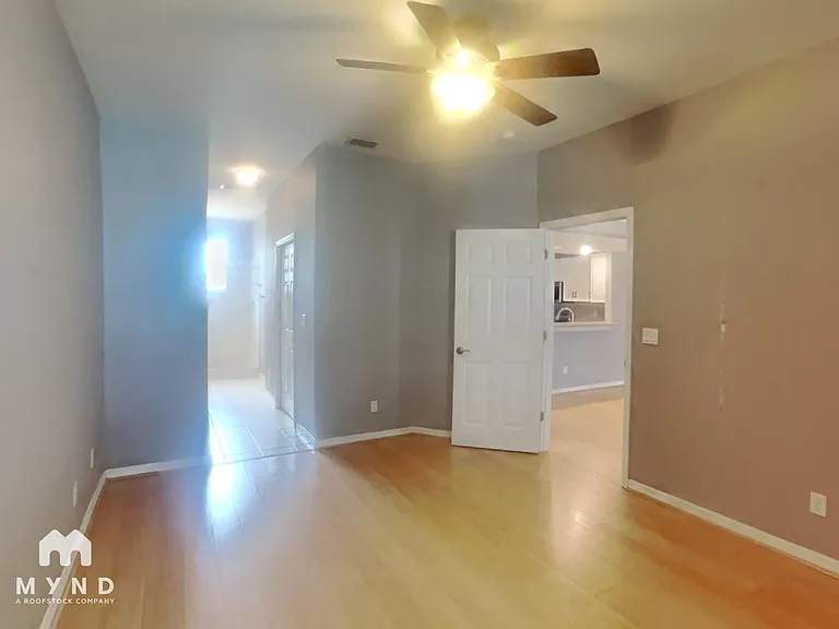 5372 Neil Dr — Photo 13