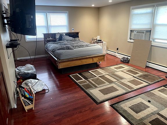 4th image of 9803 W 57th St SW