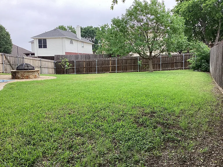 7774 Park Downs Dr — Photo 33