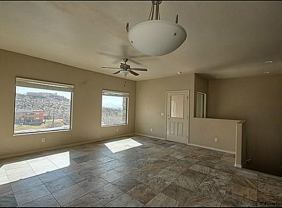 5th image of 5501 N Stanton St APT 11