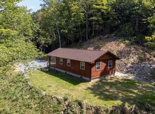 592 Walnut Cove Br, Robbinsville, NC 28771