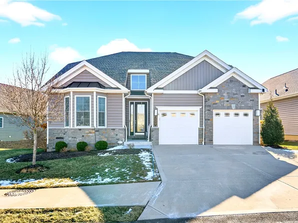 129 Liberty Blvd, Canonsburg, PA 15317