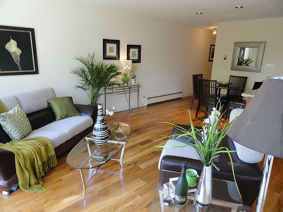 4th image of 454 Lombard St APT 5