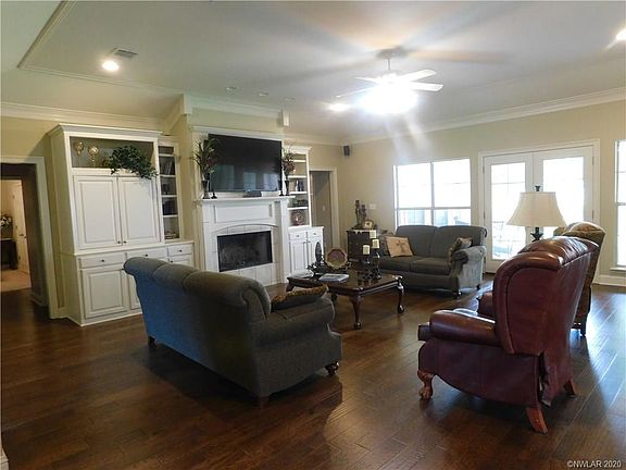 4th image of 5336 Mirabeau Pl