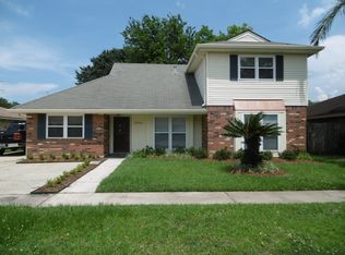3340 Lake Trail Dr, Metairie, LA 70003