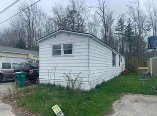 14 Moose Ln, Rochester, NH 03867