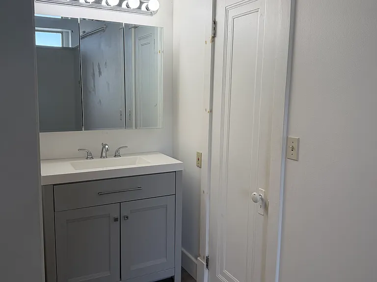 142 Washington Ave #301 — Photo 6