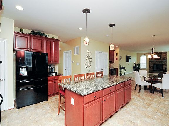 3rd image of 2301 Grouse Pointe Dr