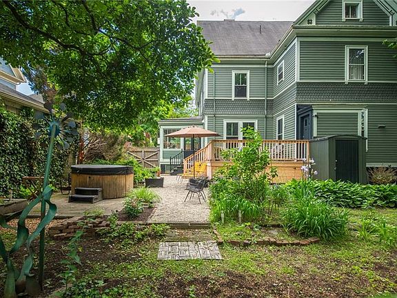 5th image of 66 Halsey St