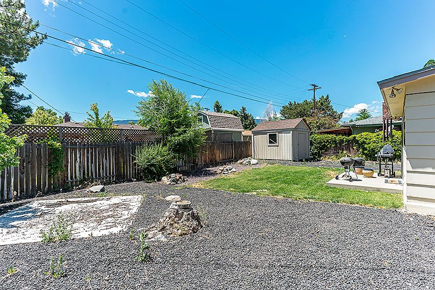 2nd image of 1570 Foster Dr