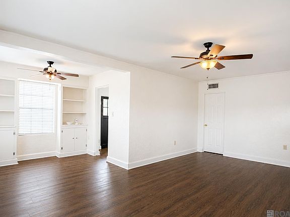 3rd image of 2961 Greenwood Dr