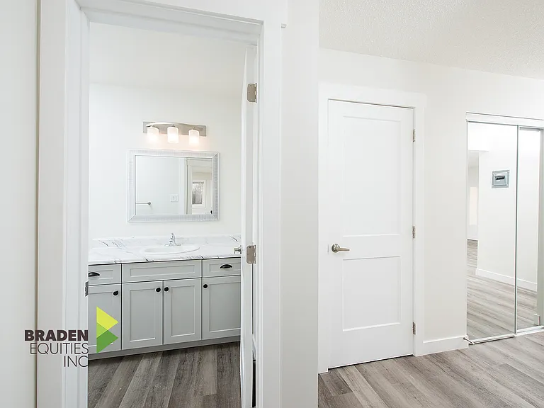 10717 81st Ave NW — Photo 41
