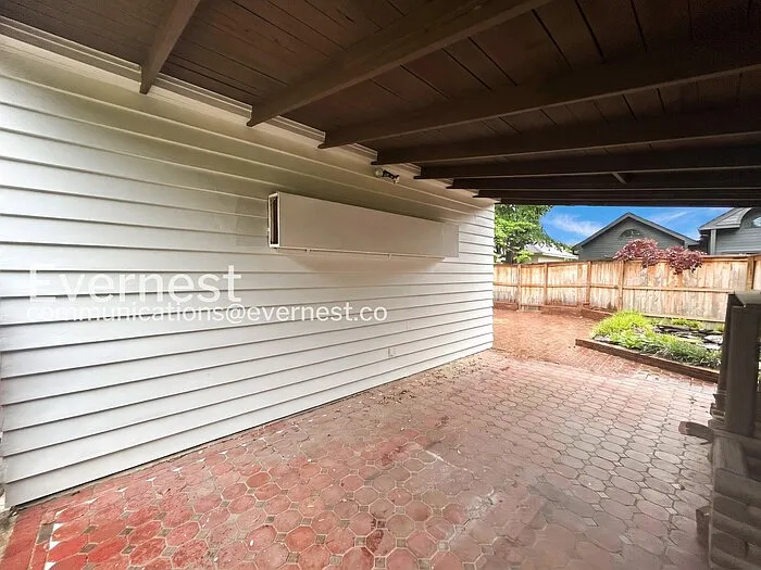 756 S Willett St — Photo 33