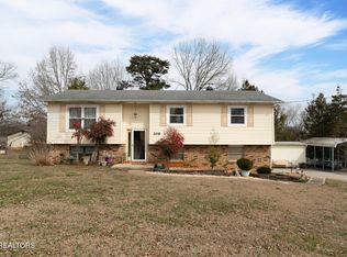 208 Blue Ridge Ln, Seymour, TN 37865