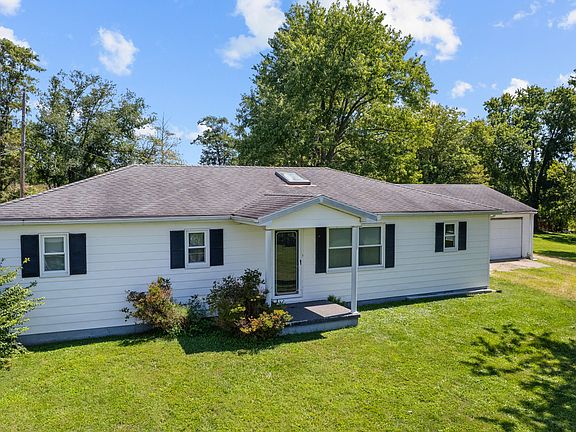 4th image of 8020 Bridgeport Rd