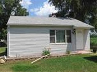 555 Ray Mar Dr, Waterloo, IA 50707