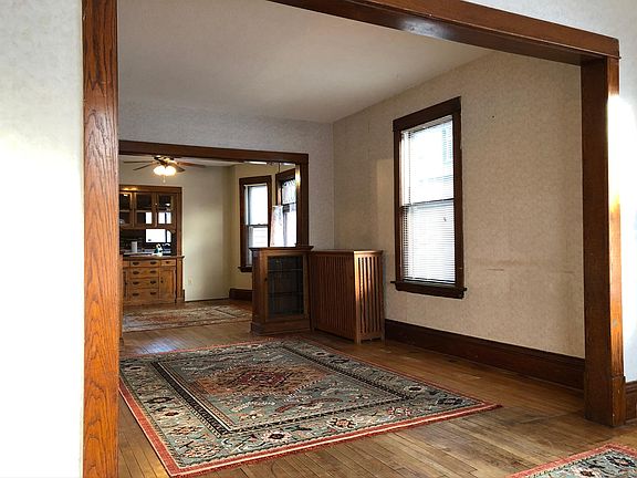 4th image of 3633 Colfax Ave S