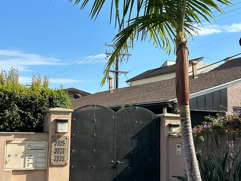 3325 Lincoln Ave