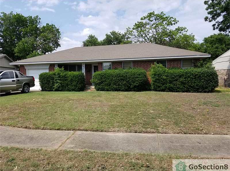 1st image of 443 Lou Ave