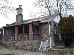 12 Irby Rd, Patterson, NY 12563