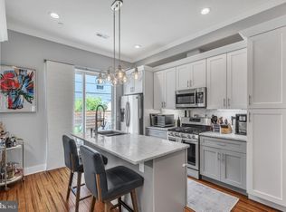 608 Hoffman St, Philadelphia, PA 19148