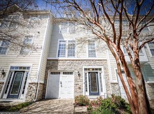 309 Monroe Point Dr, Colonial Beach, VA 22443