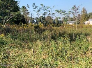 7023 Bateau Pond Rd, Grand Ridge, FL 32442