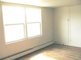 157 Ballantyne Rd #8, Syracuse, NY 13205