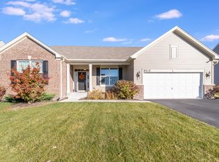 8515 Buckingham Rd, Joliet, IL 60431