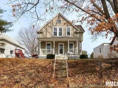 831 19th Ave, Moline, IL, 61265