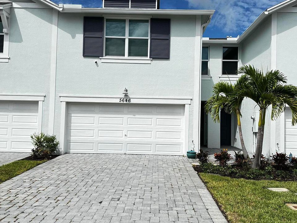 1st image of 5646 SE Edgewater Circle