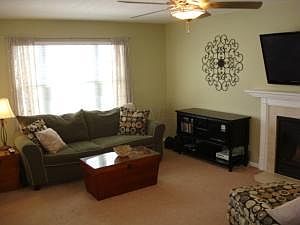 4th image of 4101 Redroyal Ave