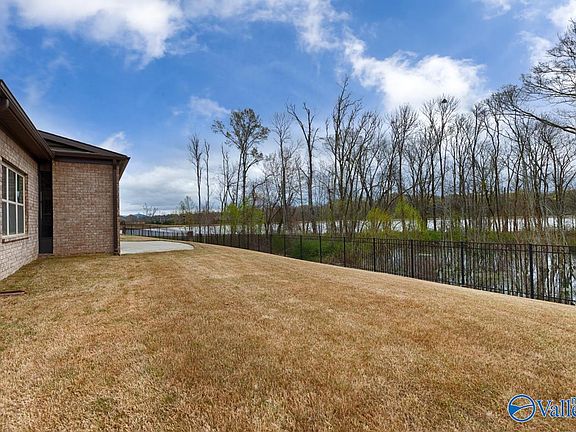5th image of 7568 Parktrace Ln