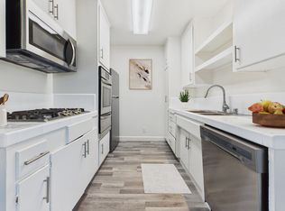 The Parkway, Los Angeles, CA 90024